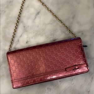 Gucci Metallic Pink Embossed Clutch with Chain